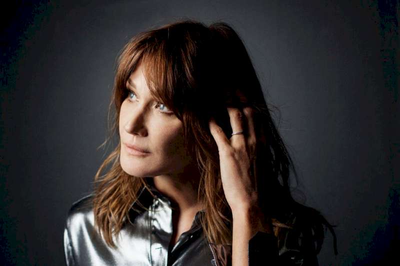 Carla Bruni, 2022-04-12, Берлін