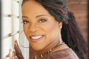 Evelyn Champagne King